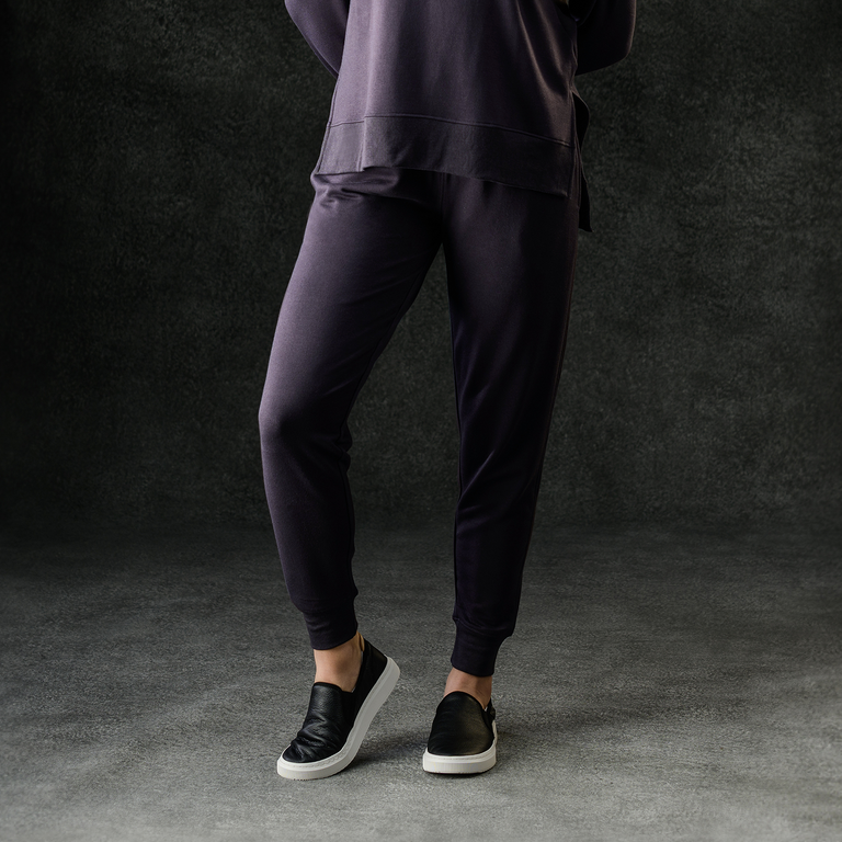 Women's Essential Jogger